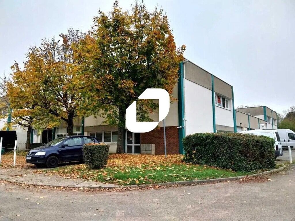 Location Bureaux 148 m² - Photo 1
