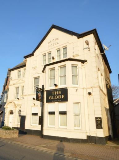 13 Strand, Bude for sale - Primary Photo - Image 1 of 1