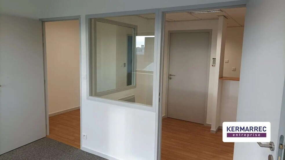 Office in Nantes to rent - Building Photo - Image 2 of 8