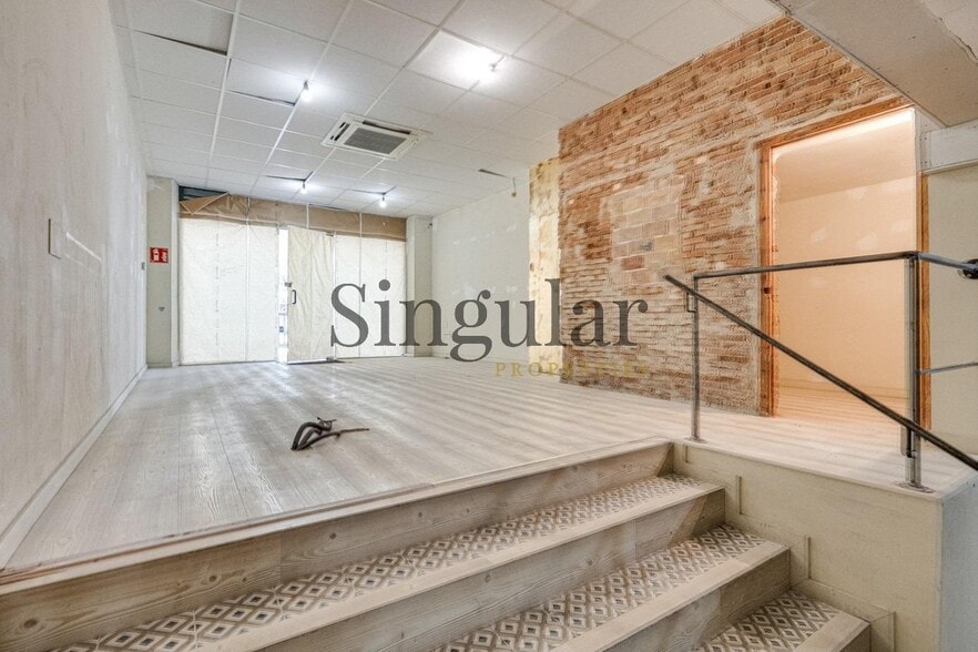 Retail in Barcelona, Barcelona to rent - Interior Photo - Image 3 of 5