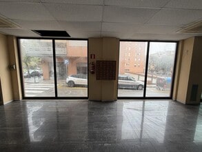Retail in Castelldefels, Barcelona to rent Interior Photo- Image 1 of 13