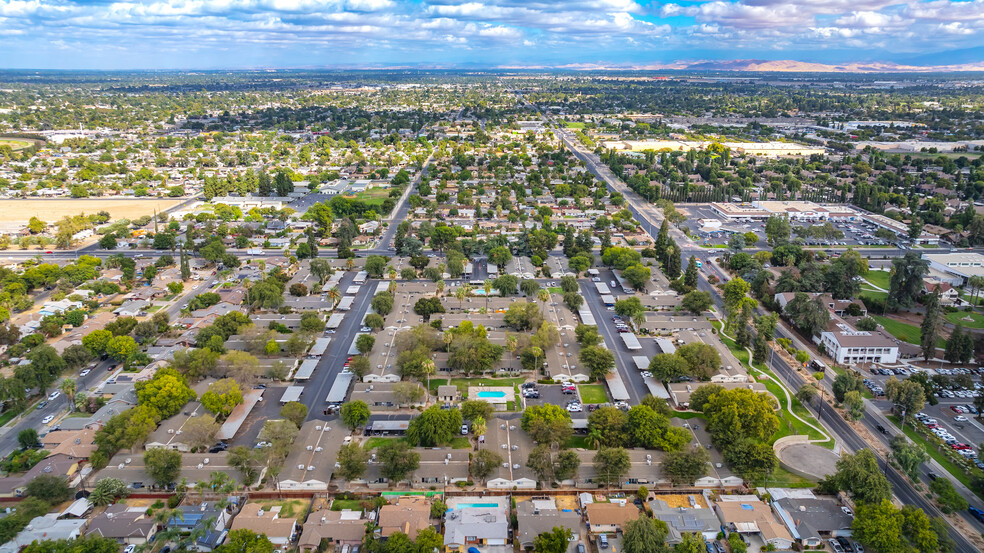 1430-1632 S Chestnut Ave, Fresno, CA for sale - Aerial - Image 3 of 28