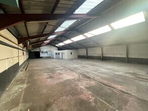 93 Oak St, Norwich to rent Building Photo- Image 2 of 7