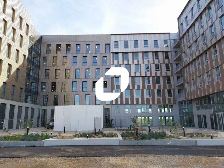 Office in Montpellier to rent - Building Photo - Image 1 of 16