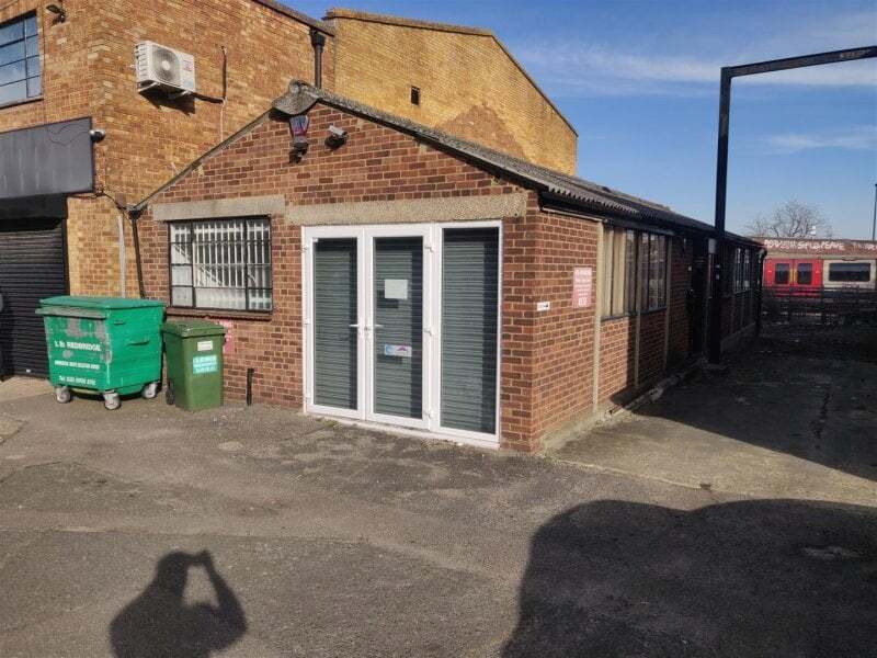 Eastwood Clos, London for sale Building Photo- Image 1 of 1