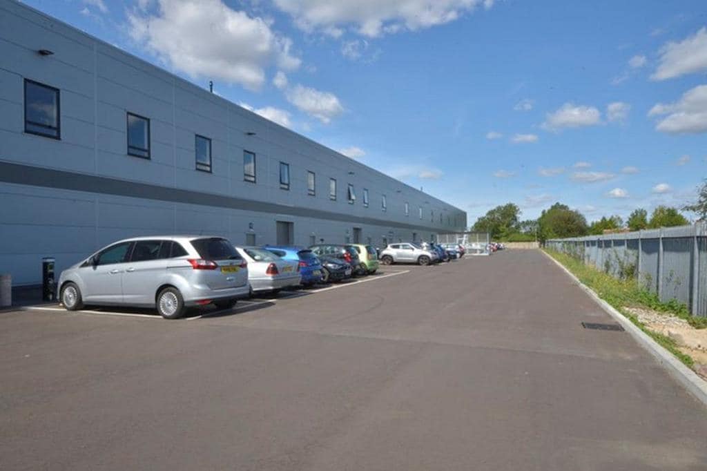 56 Magnet Rd, Wembley to rent Building Photo- Image 1 of 18