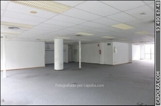 Carrer de Frederic Mompou, 5, Sant Just Desvern, Barcelona to rent Interior Photo- Image 2 of 15