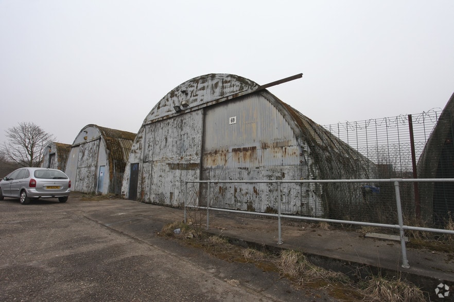 Boughton Industrial Estate, Boughton for sale - Primary Photo - Image 1 of 3