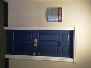 310 Main St E, Milton, ON to rent Interior Photo- Image 1 of 6