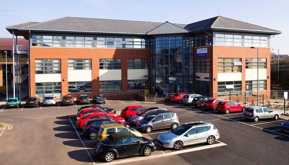 Strand Rd, Preston to rent - Building Photo - Image 2 of 4