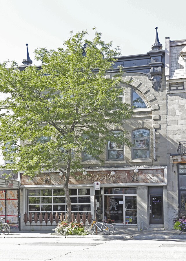 4670 Rue SaintDenis, Montréal H2J 2L3
