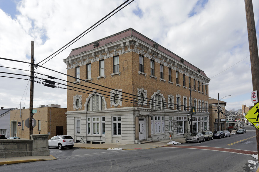 12-20 S 4th St, Emmaus, PA for sale - Primary Photo - Image 1 of 1