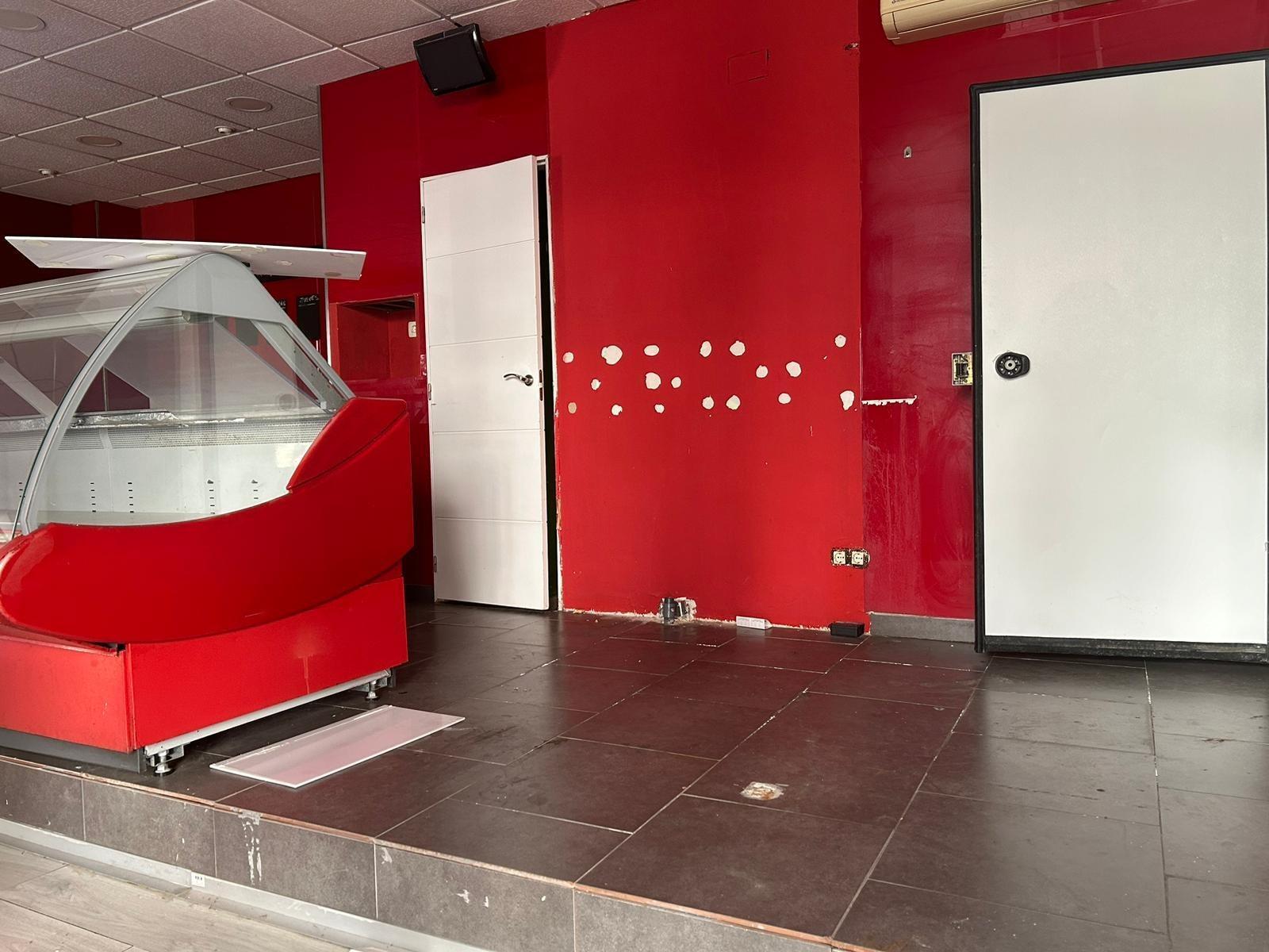 Retail in Cáceres to rent Building Photo- Image 1 of 6