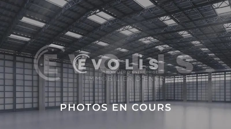 Light Industrial in Villenoy to rent Interior Photo- Image 1 of 2
