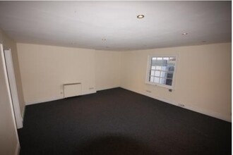 27 Waterloo Pl, Leamington Spa for rent Interior Photo- Image 1 of 1