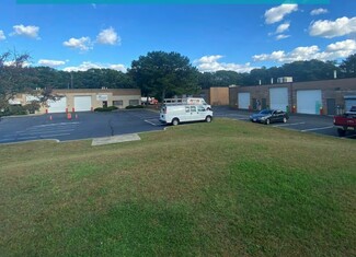 More details for 11-32 Center Ct, Center Moriches, NY - Industrial for Sale