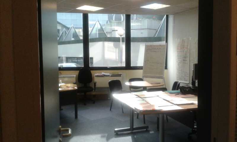 Office in Créteil to rent - Interior Photo - Image 2 of 12