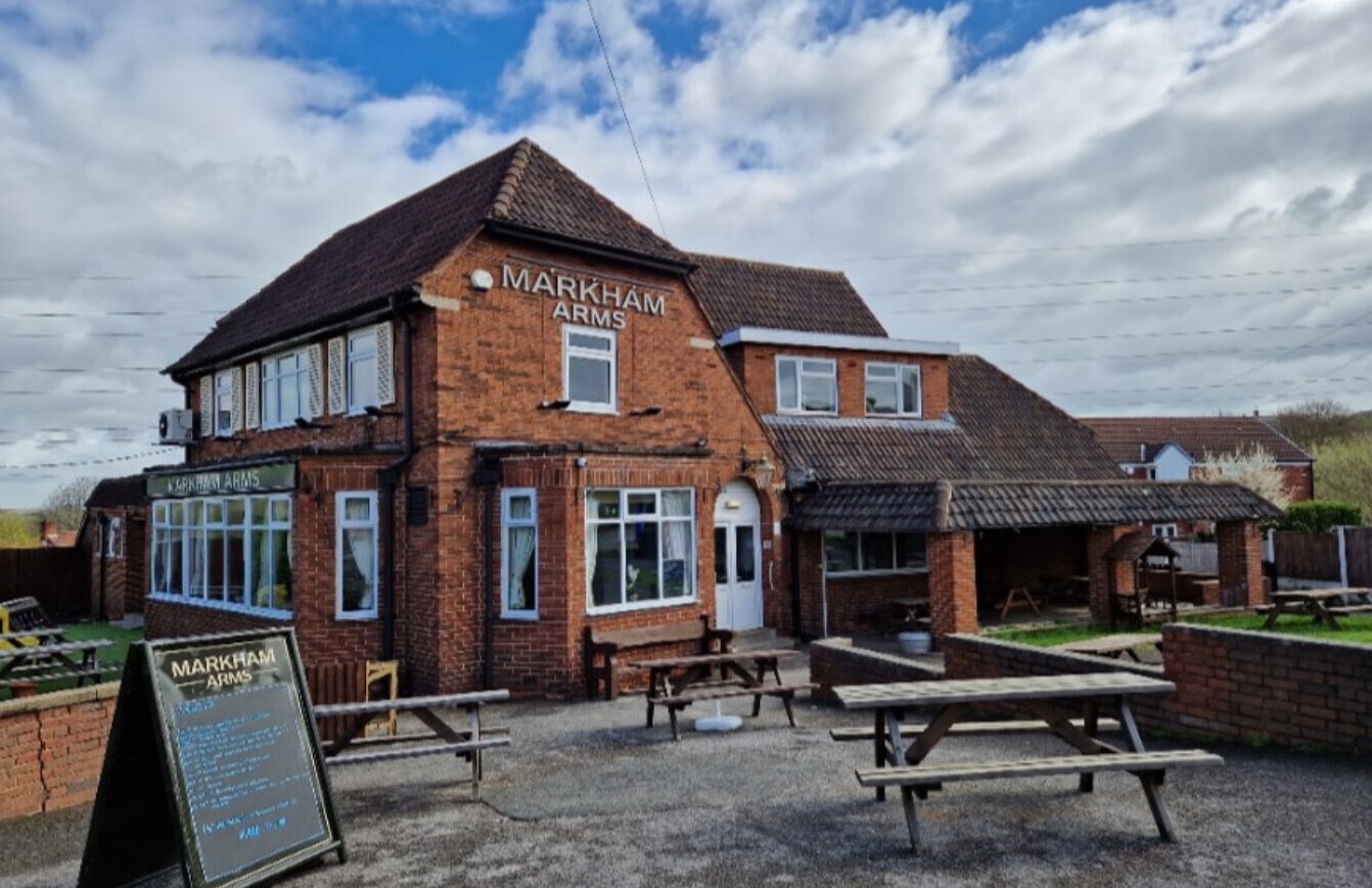 Dorset Dr, Chesterfield for sale Primary Photo- Image 1 of 1