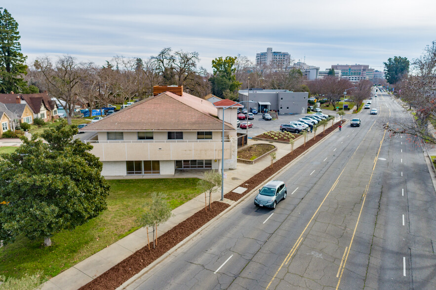 2101-2103 Stockton Blvd, Sacramento, CA for rent - Building Photo - Image 1 of 22