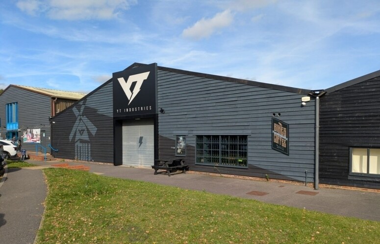 Old Portsmouth Rd, Guildford to rent - Building Photo - Image 2 of 4