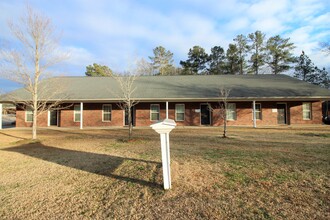 110 Ministry Dr, Irmo, SC for rent Building Photo- Image 1 of 11