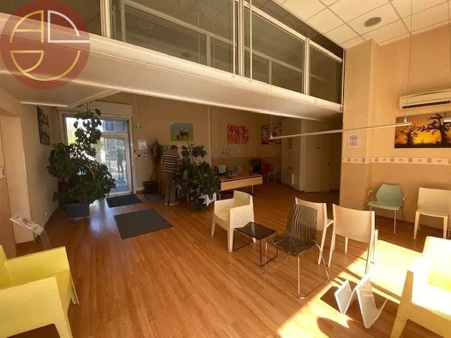 Retail in Colomiers for sale Building Photo- Image 1 of 8