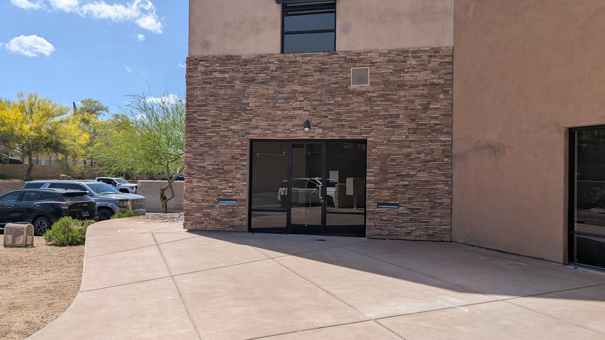 10045 E Dynamite Blvd, Scottsdale, AZ to rent Building Photo- Image 1 of 4