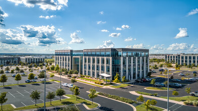 13813 Center Lake Dr, Austin, TX for rent Building Photo- Image 1 of 16