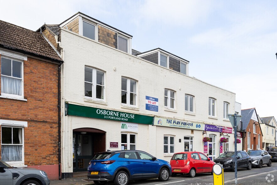 3-5 Portland Rd, Hythe to rent - Primary Photo - Image 1 of 2