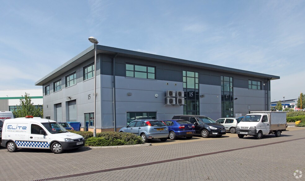 Knights Park Rd, Basingstoke for sale - Primary Photo - Image 1 of 1