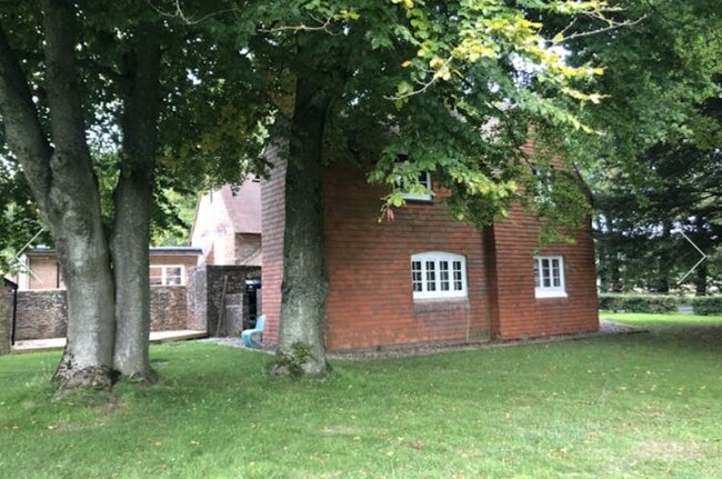 More details for Alton Rd, Basingstoke - Office to Rent