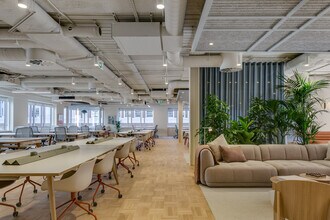 10 Dominion St, London to rent Interior Photo- Image 1 of 9