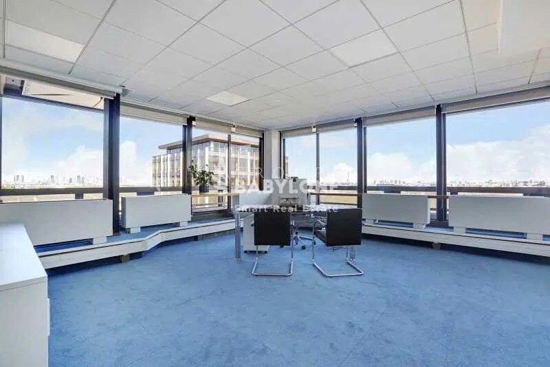 1 Rue Royale, Saint-Cloud for sale Interior Photo- Image 1 of 9