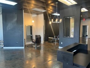 5411 Basswood Blvd, Fort Worth, TX to rent Interior Photo- Image 1 of 3