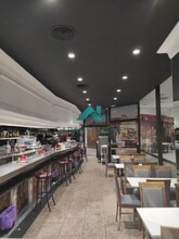 Retail in Madrid, Madrid to rent Interior Photo- Image 2 of 10