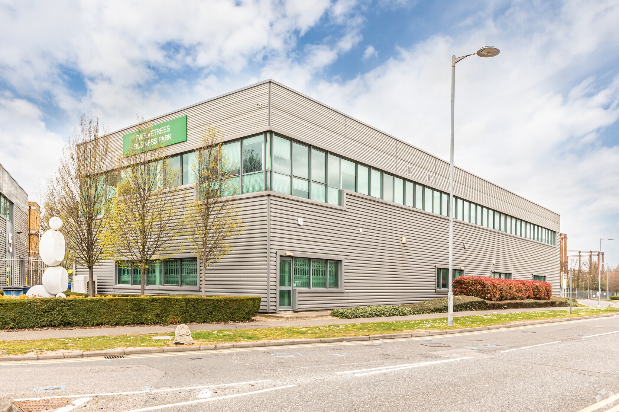 Twelvetrees Cres, London for sale Primary Photo- Image 1 of 1