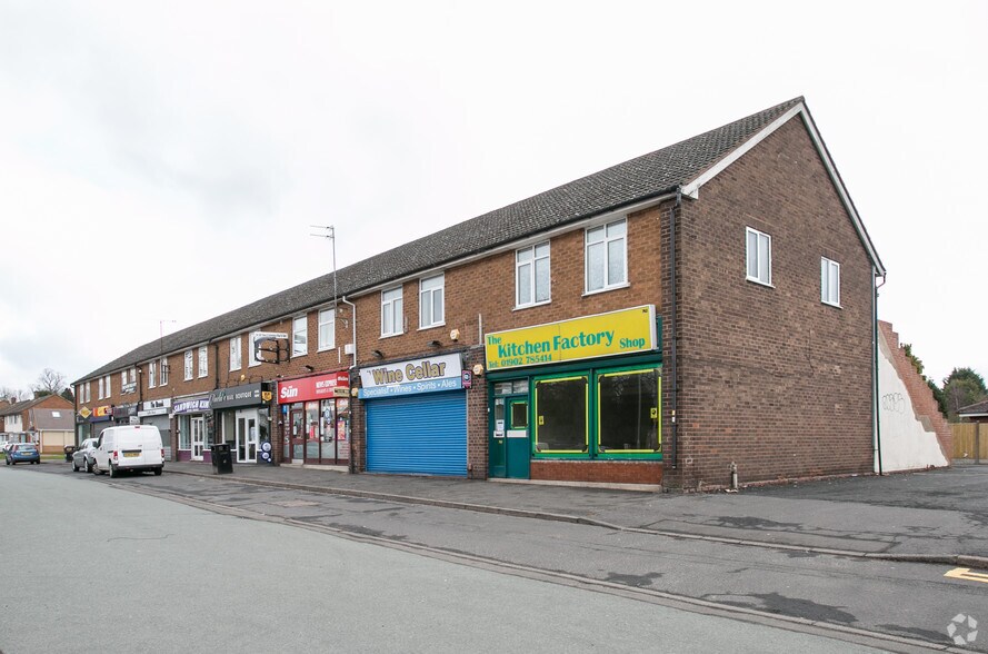762 Stafford Rd, Wolverhampton to rent - Primary Photo - Image 1 of 3