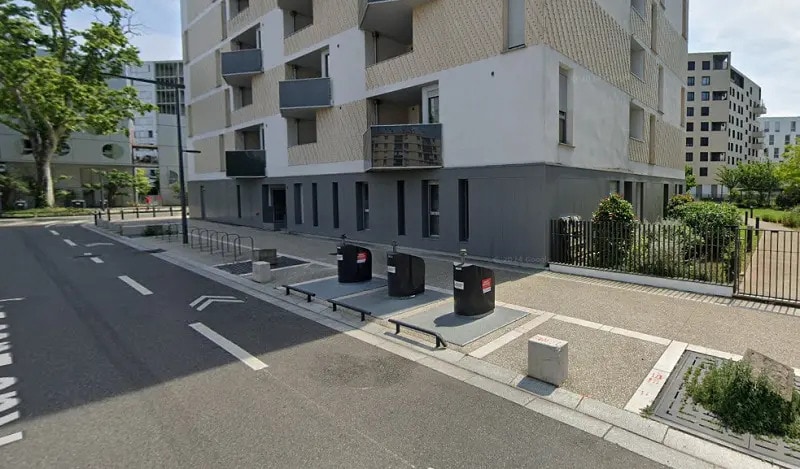 Location Bureaux 486 m² - Photo 1