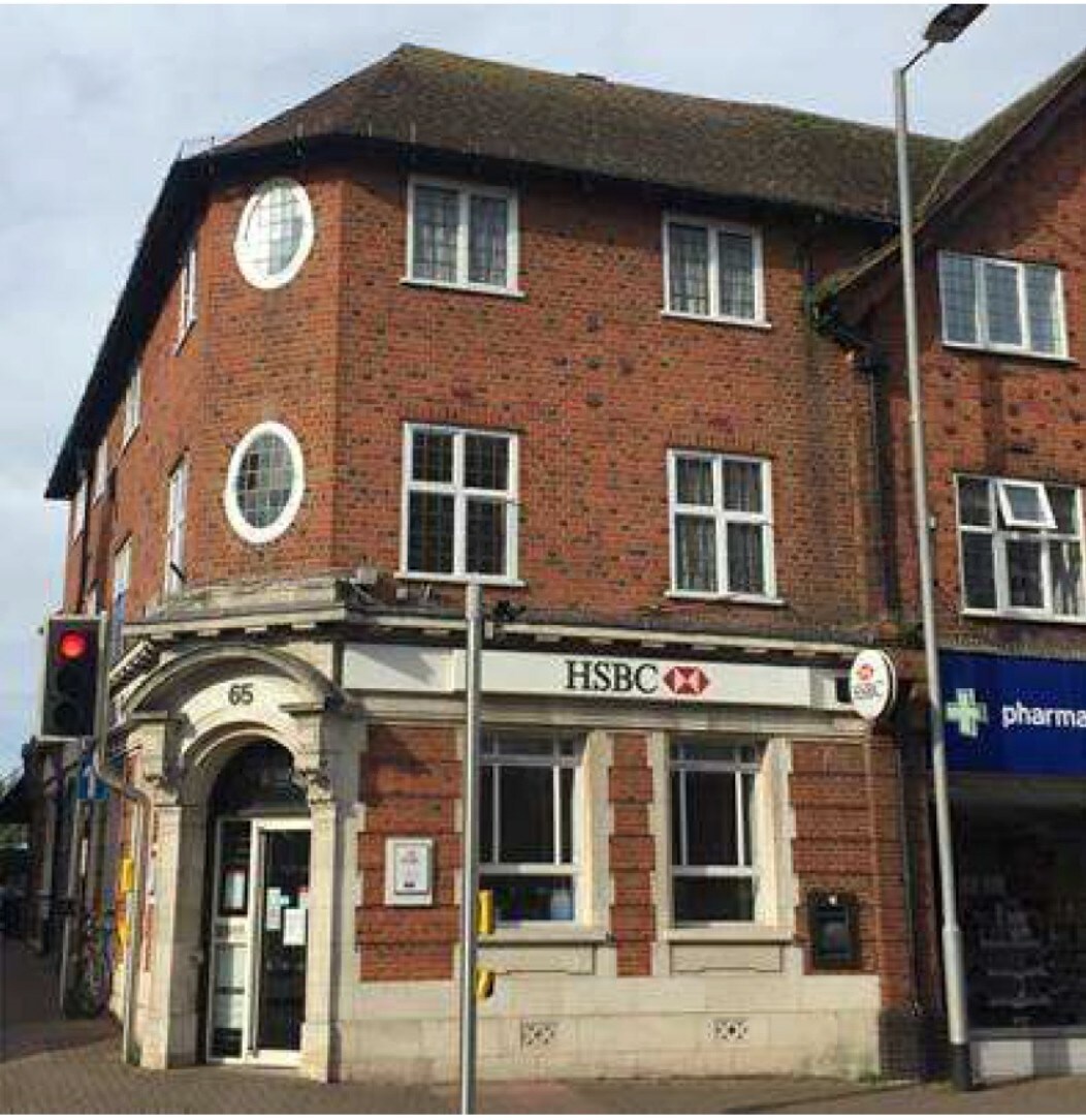 65 Packhorse Rd, Gerrards Cross for sale Primary Photo- Image 1 of 1