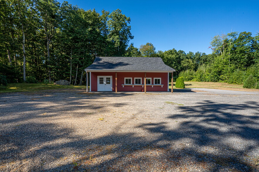 178 Route 125, Brentwood, NH for sale - Building Photo - Image 1 of 1