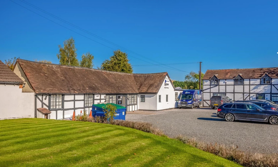 Barns Rd, Alcester for sale - Building Photo - Image 3 of 11