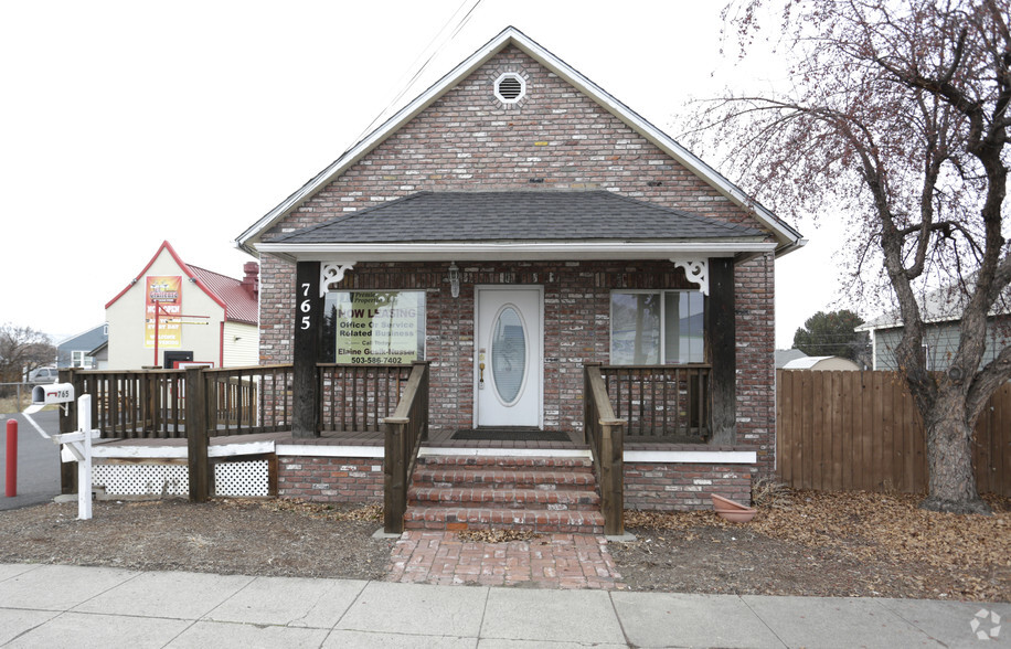 765 N Main St, Prineville, OR for sale - Primary Photo - Image 1 of 1