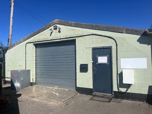 Chestnut Ln, Royston to rent Primary Photo- Image 1 of 2