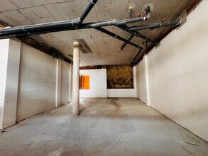 Retail in Vilafranca del Penedès, Barcelona to rent Interior Photo- Image 2 of 4