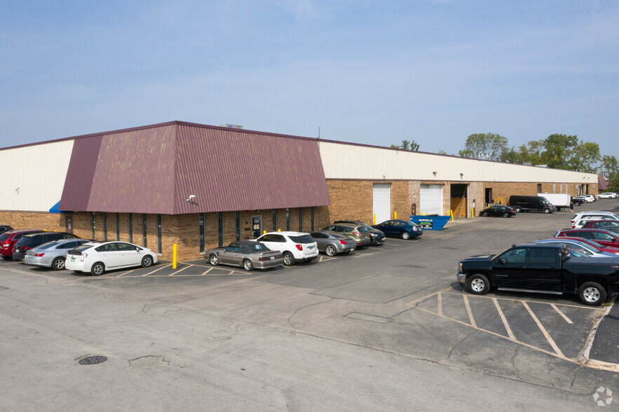 2101-2111 W 21st St, Broadview, IL for sale - Building Photo - Image 1 of 1