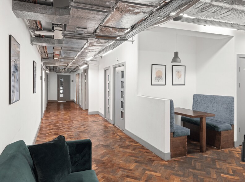 69 Old St, London to rent - Interior Photo - Image 3 of 26