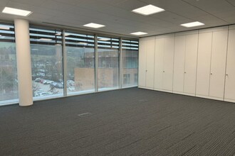Watery Ln, Wooburn Green to rent Interior Photo- Image 2 of 7