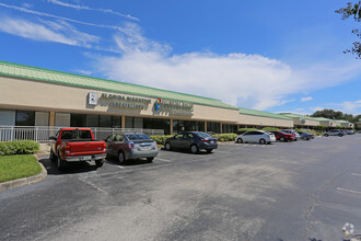 5637-5791 49th St N, Kenneth City, FL for rent Building Photo- Image 1 of 9