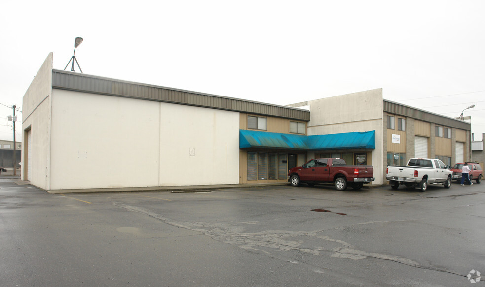 930-934 N Lake Rd, Spokane, WA for rent - Primary Photo - Image 1 of 2