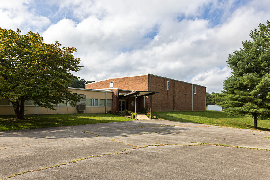 3500 W Pines Rd, Greeneville, TN for sale - Building Photo - Image 3 of 21